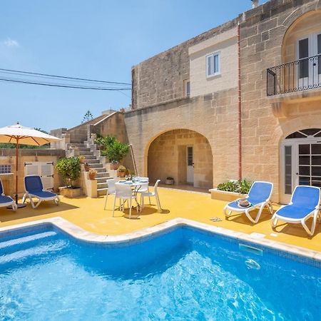 Dar Ta' Betta Farmhouse With Private Pool Għarb Eksteriør billede