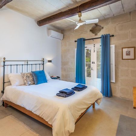 Dar Ta' Betta Farmhouse With Private Pool Għarb Eksteriør billede