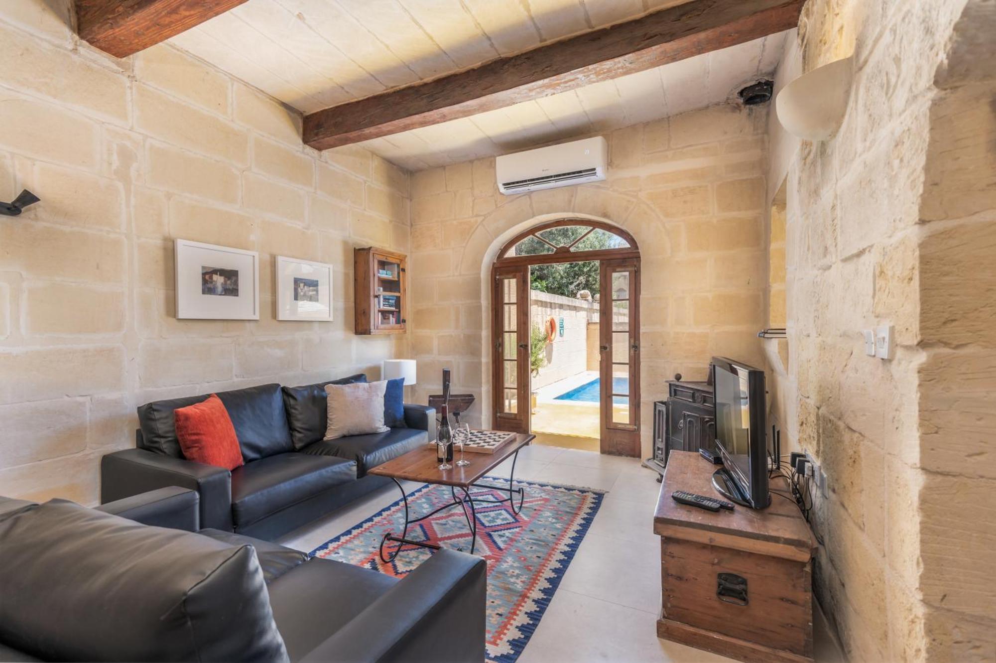 Dar Ta' Betta Farmhouse With Private Pool Għarb Eksteriør billede